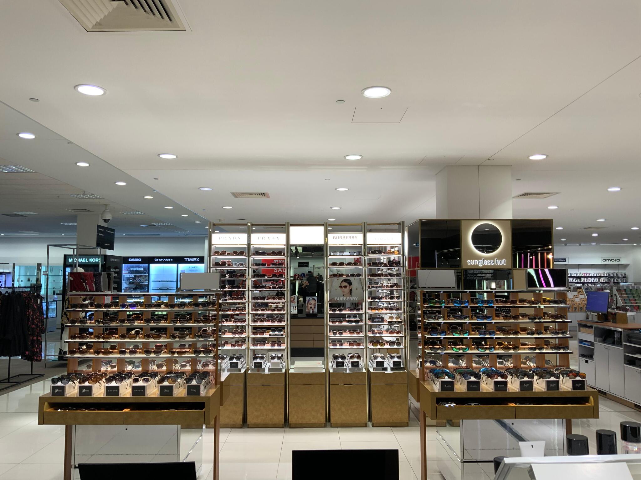 myer sunglasshut