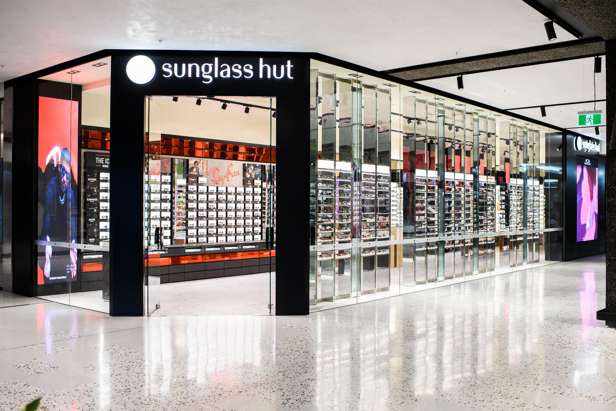 Sunglass Hut Loganholme | Sunglasses for Men, Women & Kids