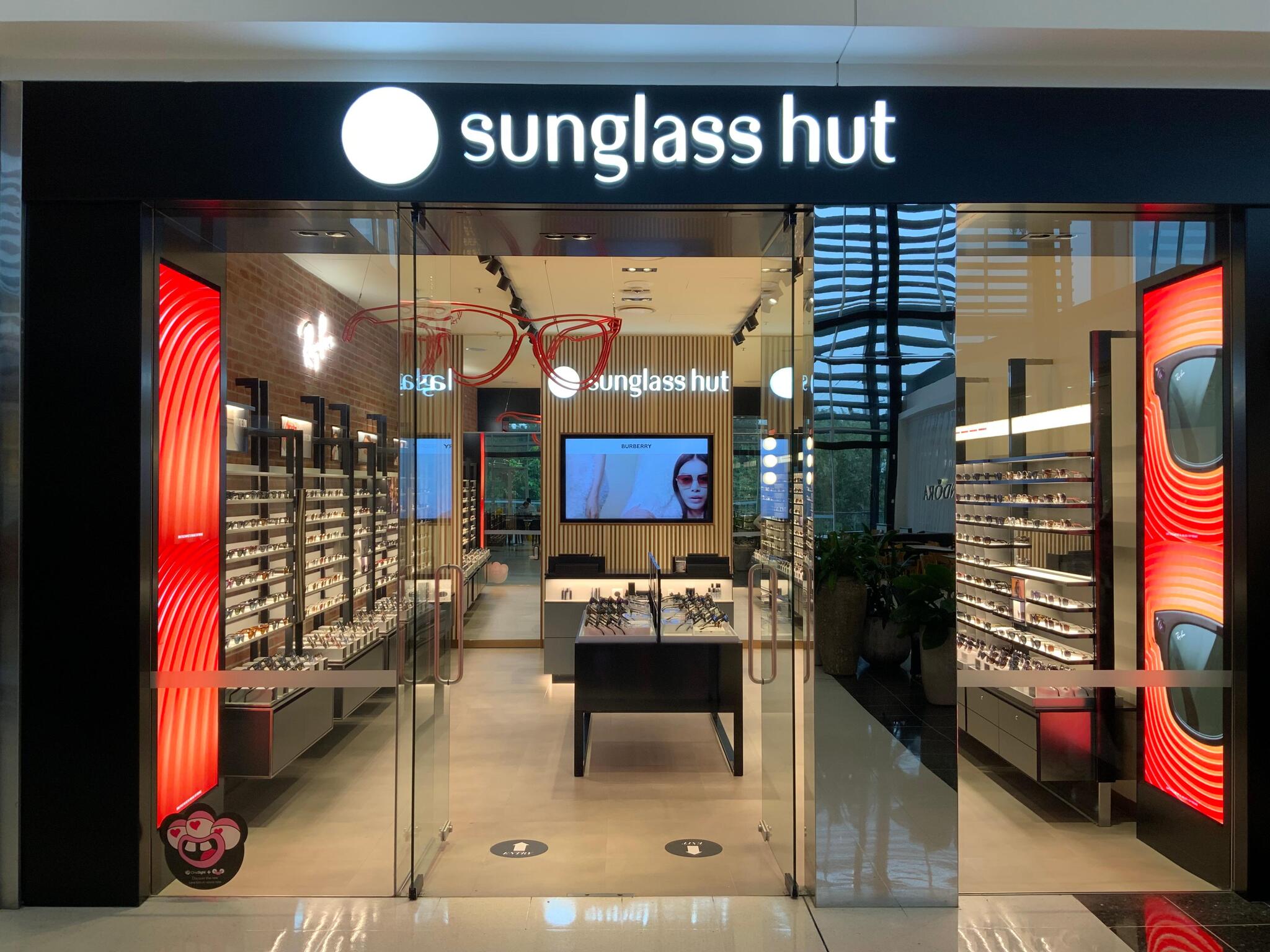 sunglass hut inorbit mall