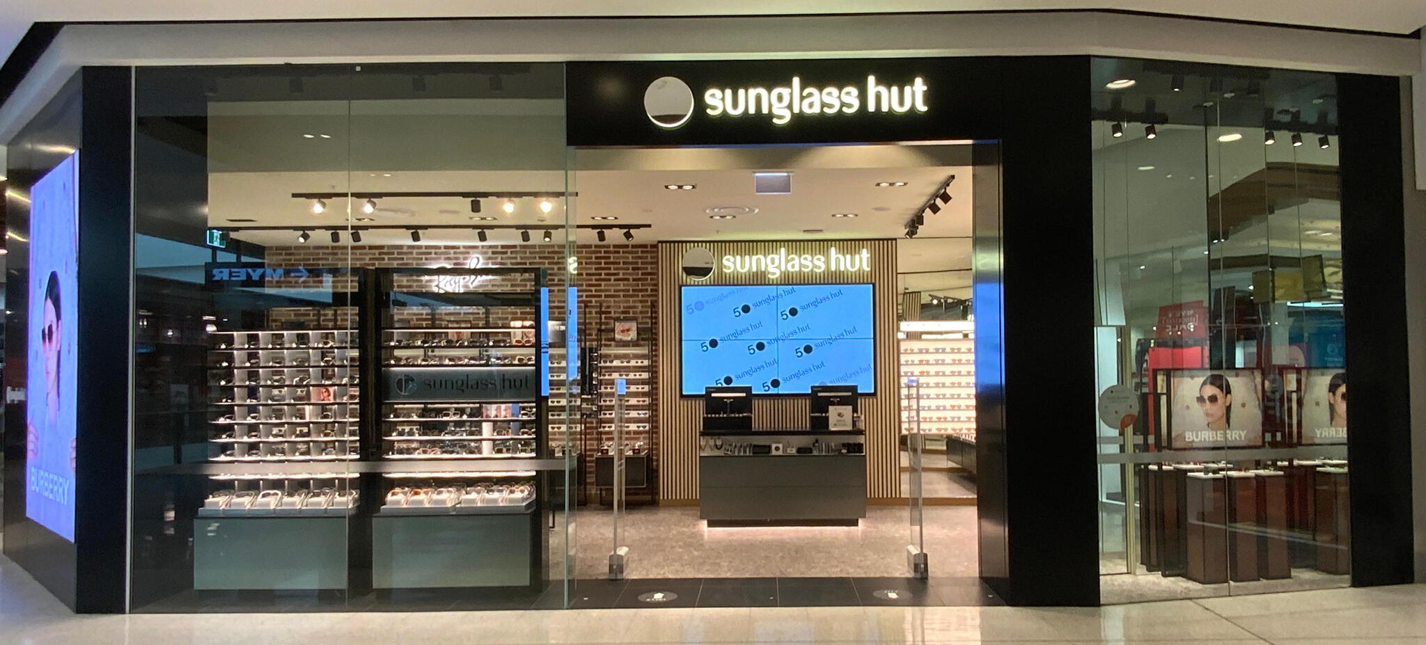 What Should I Expect Buying from Sunglass Hut?