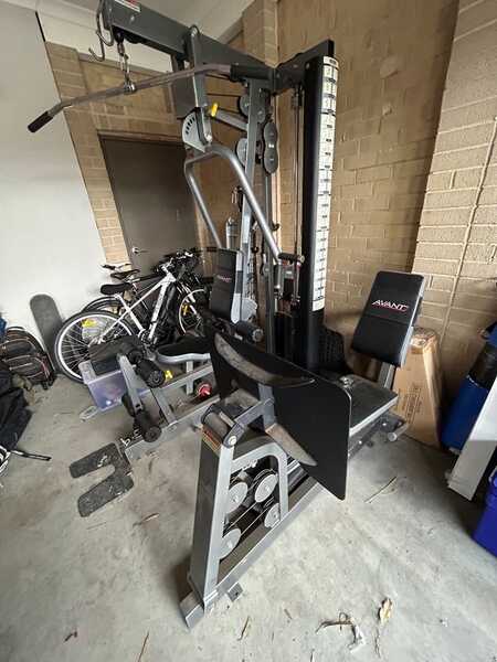 Avanti hg2000 home gym with leg press 2025