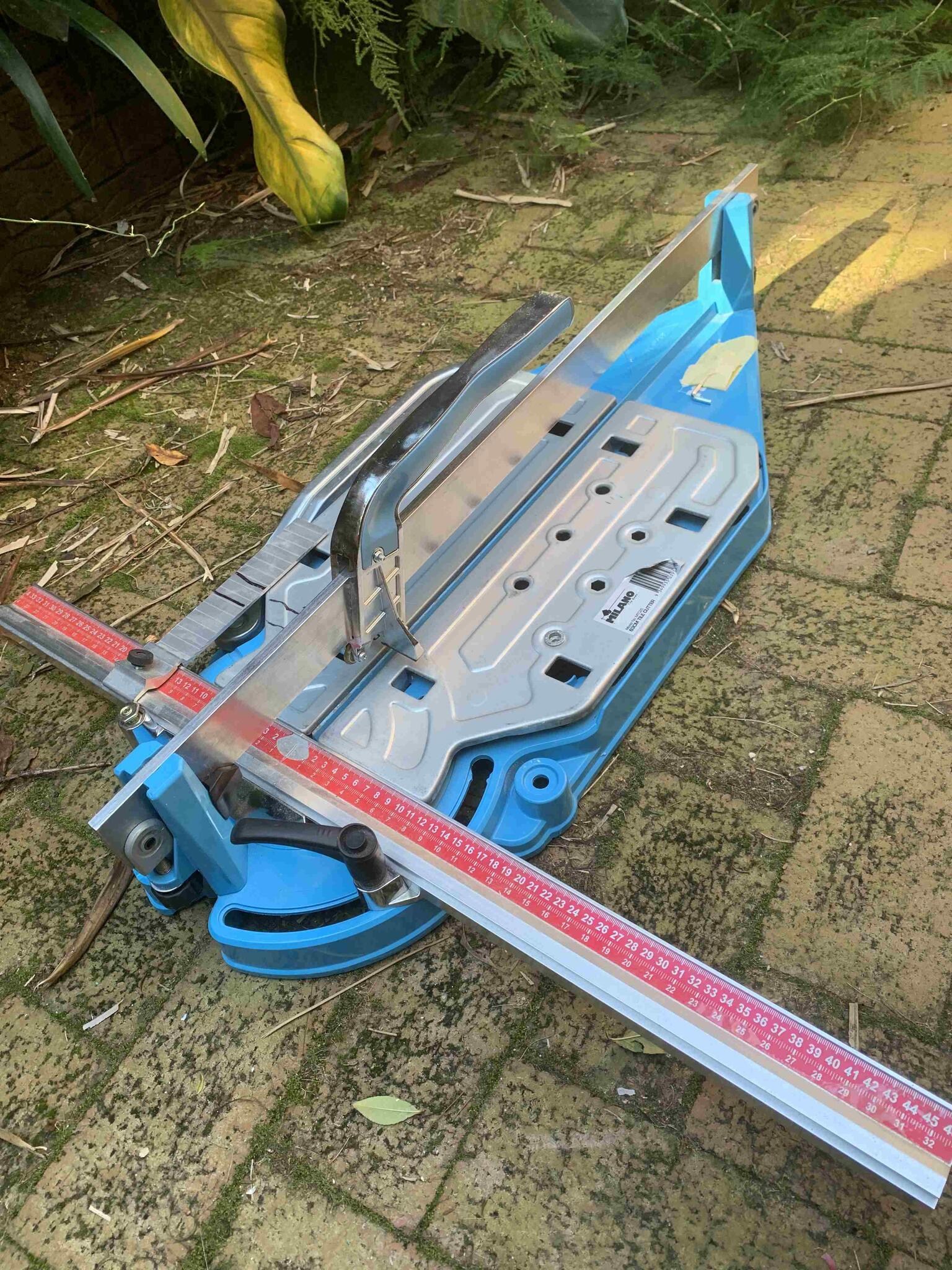 Milano on sale tile cutter