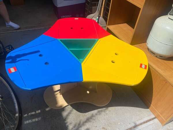 3 seat lego table hot sale